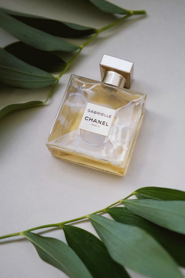 imagem do perfume em promoção